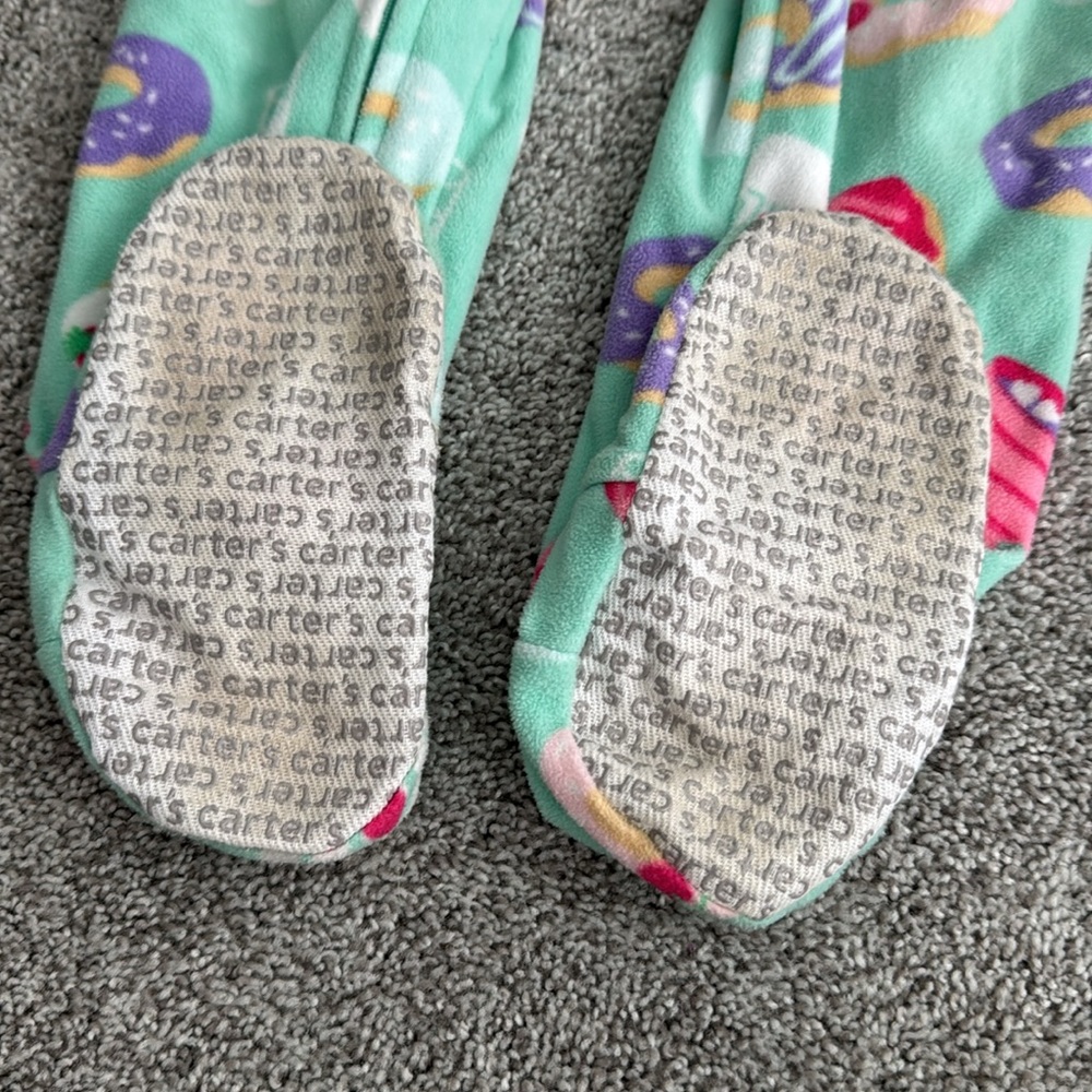 Footed Fleece Pajamas - Picture 6 of 7